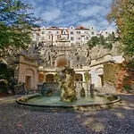 Location In Prague! 4 Bedrooms And Super Host! *